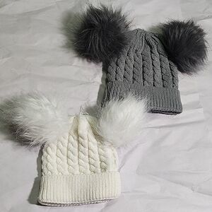 Cozy Kids' Knit Beanie Set with Pom Poms - Gray and White